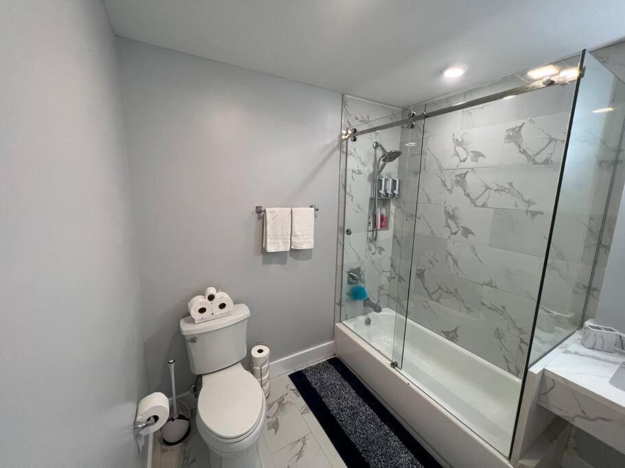 The Homey Suite - 1Br With Luxe Amenities Paterson Exterior photo